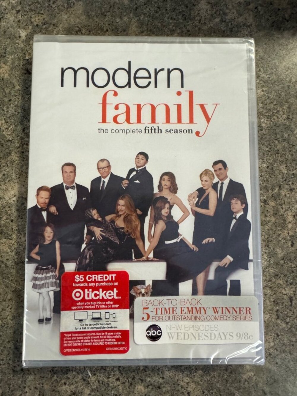 Modern Family: The Complete Fifth Season DVD New Sealed 3-Disc Set